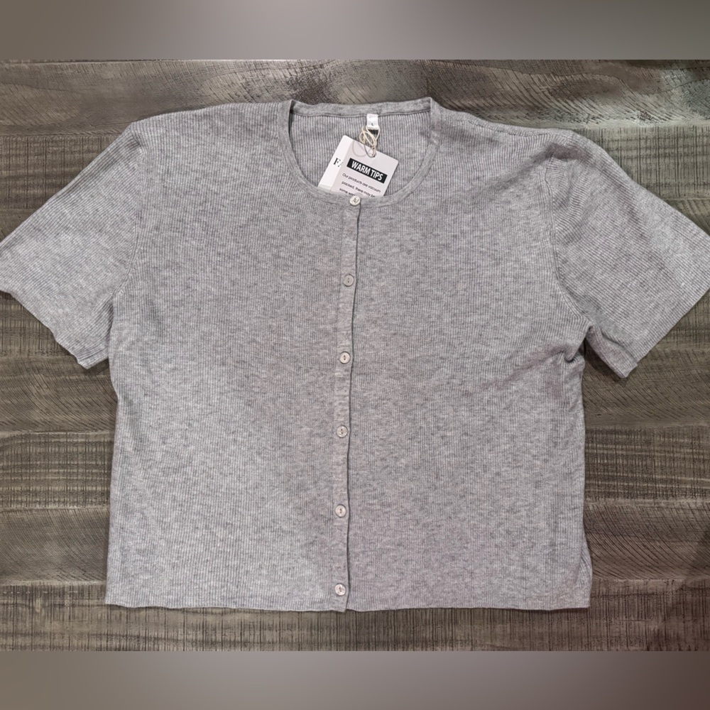 Light Gray Ribbed Top sweater- size large